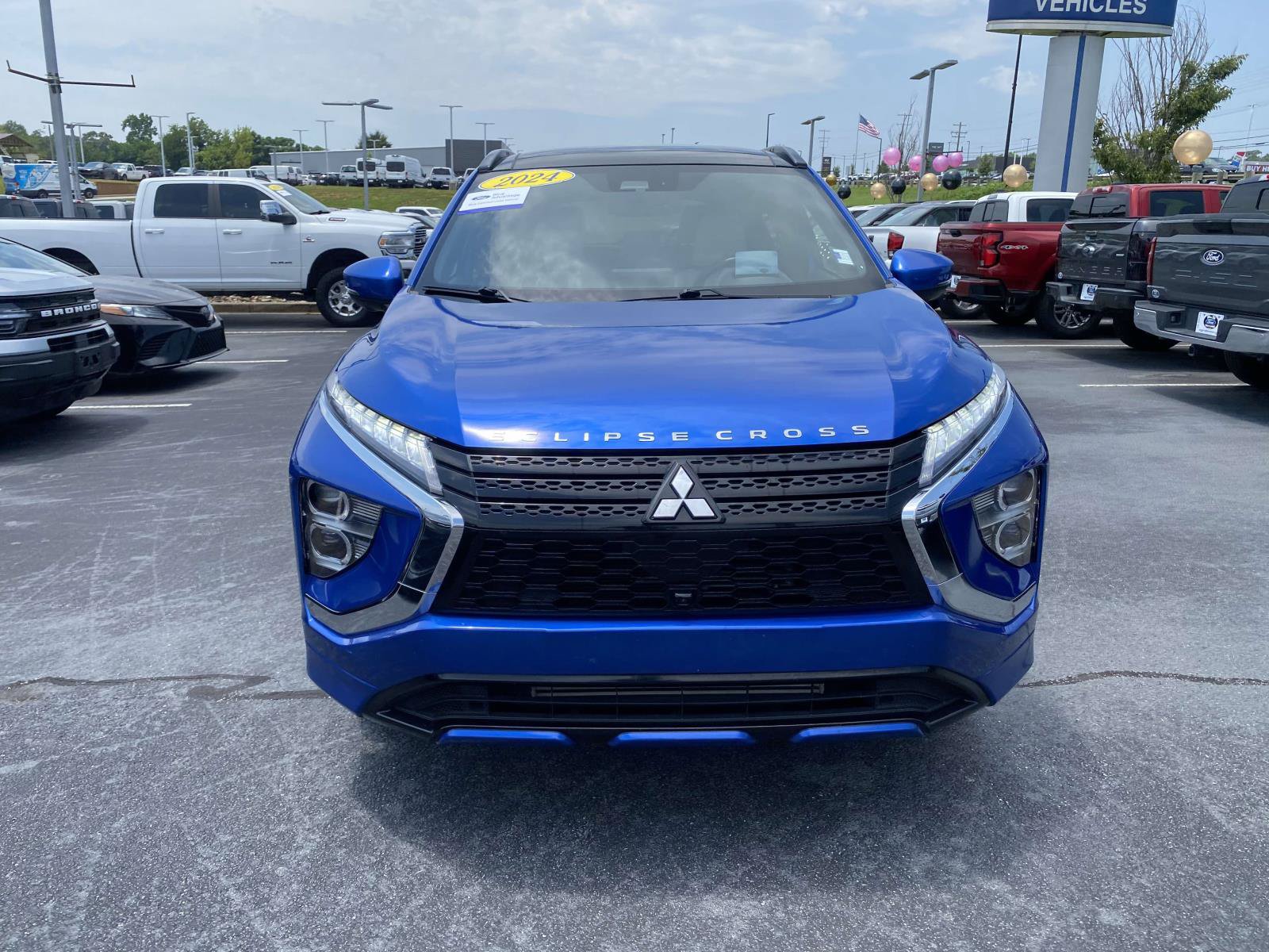 Used 2024 Mitsubishi Eclipse Cross SE AWD/4WD image 2