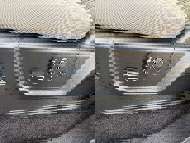 Certified 2018 Ford F150 XLT w/ Equipment Group 302A Luxury image 15