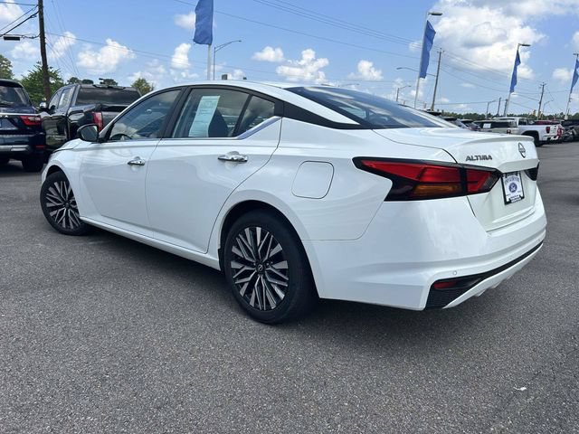 Used 2025 Nissan Altima 2.5 SV FWD image 5
