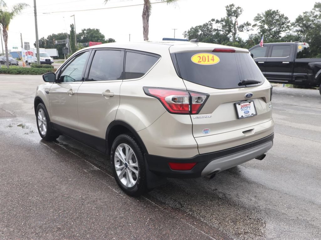 Certified 2017 Ford Escape SE FWD image 10