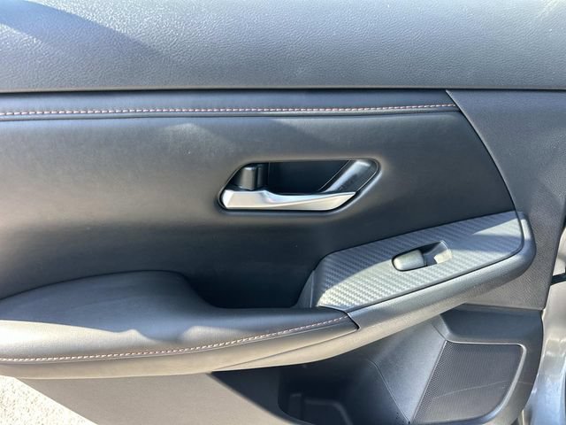 Used 2022 Nissan Sentra SR w/ SR Premium Package FWD image 17