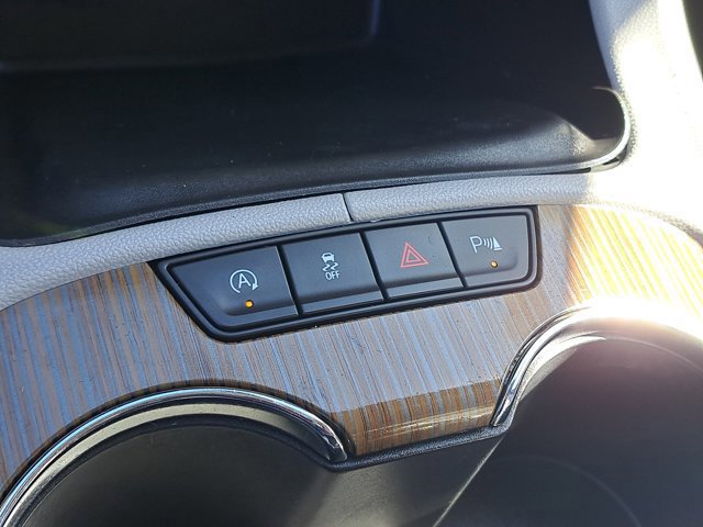 Used 2021 GMC Acadia SLE image 34