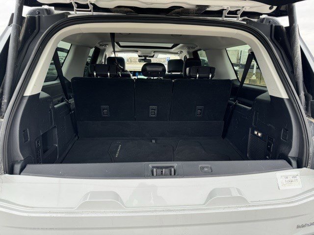 Certified 2025 Ford Expedition Max Platinum image 28