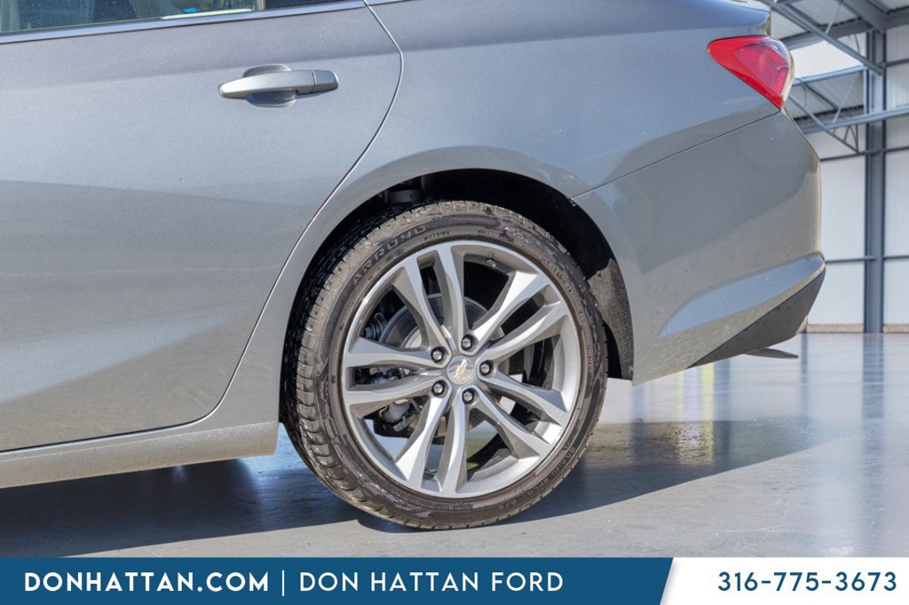 Used 2024 Chevrolet Malibu LT FWD image 30
