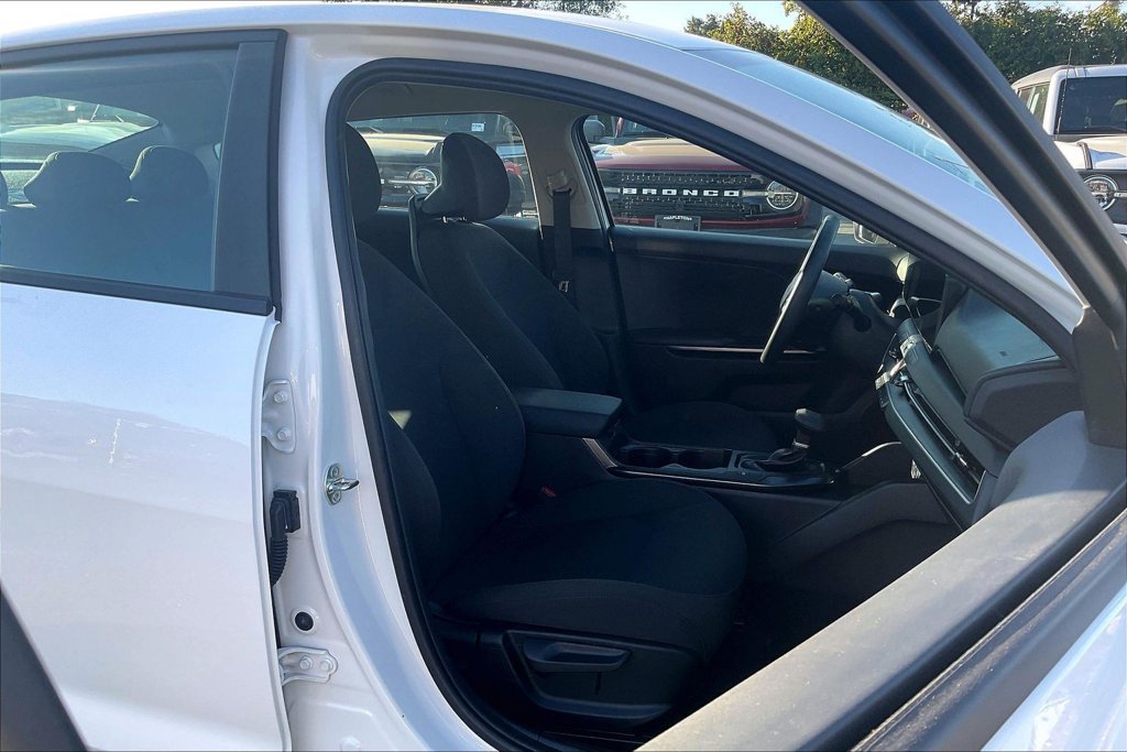 Used 2026 Kia K4 FWD image 6