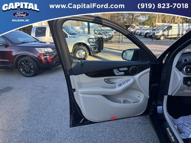 Used 2022 Mercedes-Benz GLC 300 image 19