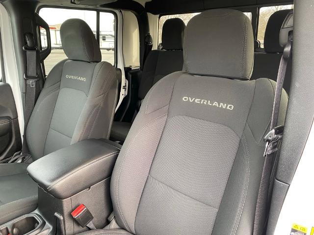 Used 2023 Jeep Gladiator Overland image 12
