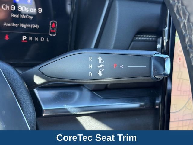 Used 2025 GMC Terrain Elevation w/ Elevation Premium Package image 18