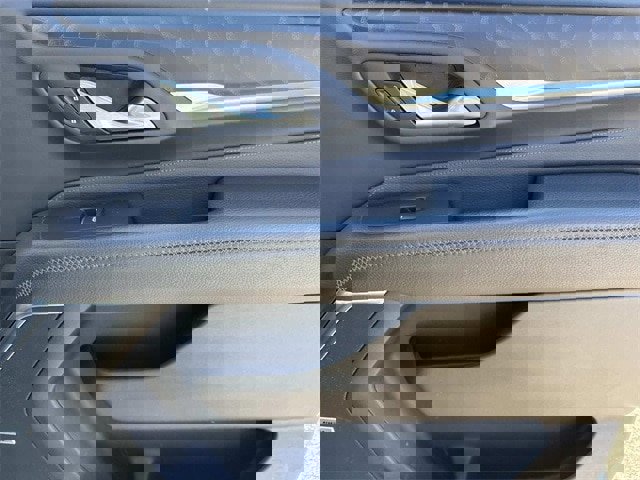 Used 2023 GMC Yukon Denali image 23