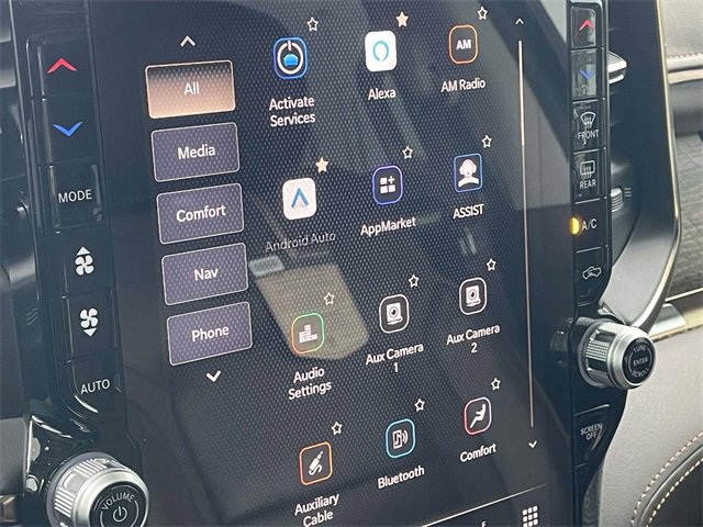 Used 2025 RAM 1500 Limited image 9