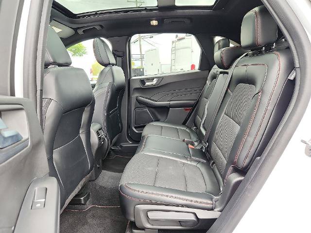 Certified 2023 Ford Escape ST-Line w/ Tech Pack #1 AWD/4WD image 10
