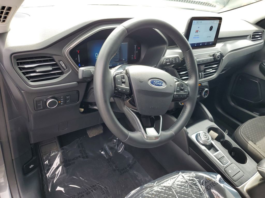 Certified 2024 Ford Escape Active image 13