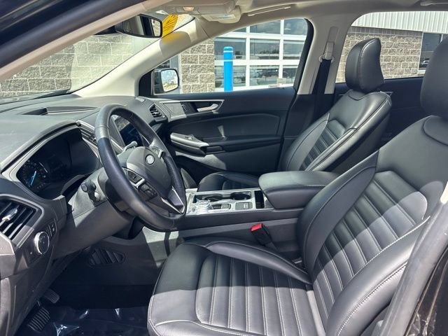 Certified 2024 Ford Edge SEL w/ Convenience Package AWD/4WD image 13