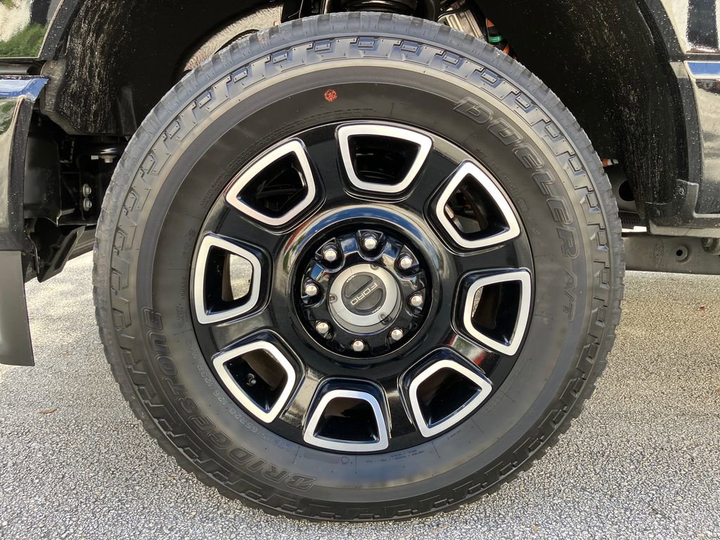 Certified 2025 Ford F350 Platinum image 14