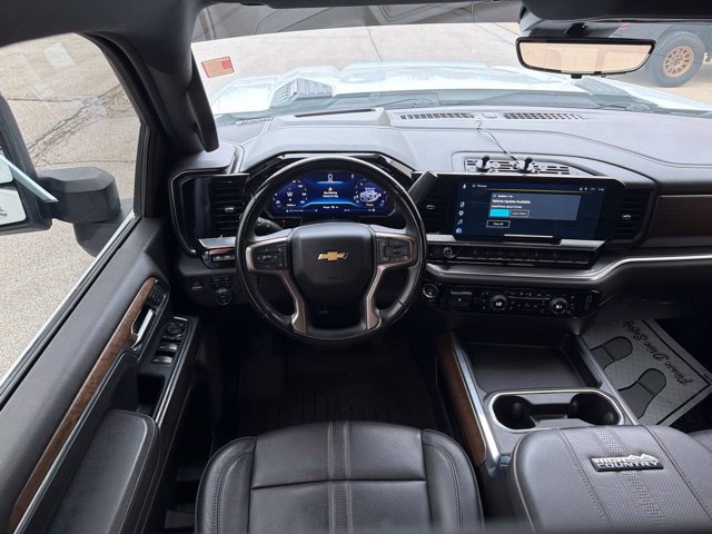 Used 2024 Chevrolet Silverado 3500 High Country w/ Technology Package AWD/4WD image 19