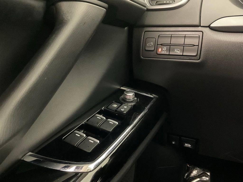 Used 2023 MAZDA CX-9 Touring image 21