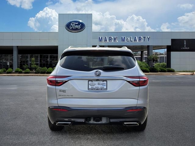 Used 2020 Buick Enclave Premium w/ Sun and Sites Package FWD image 4