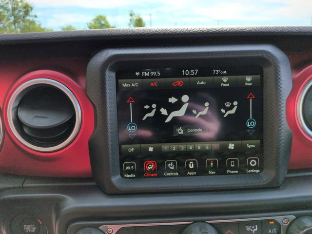 Used 2022 Jeep Wrangler Unlimited Rubicon w/ Dual Top Group AWD/4WD image 38