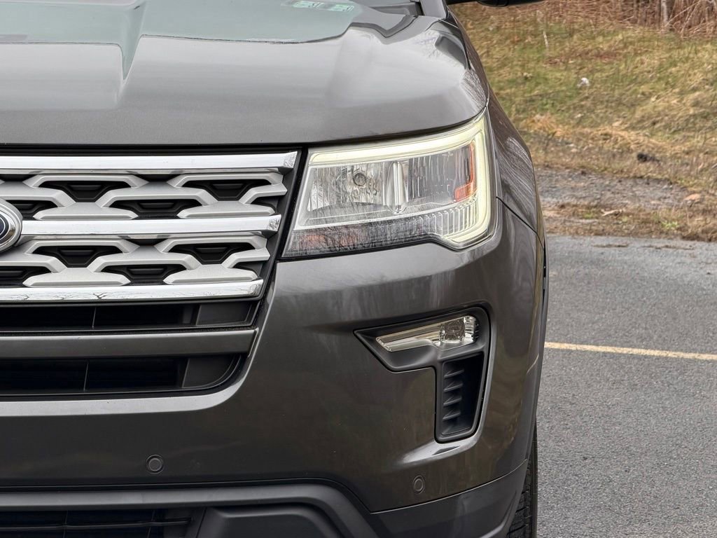 Certified 2019 Ford Explorer XLT w/ Equipment Group 201A image 2