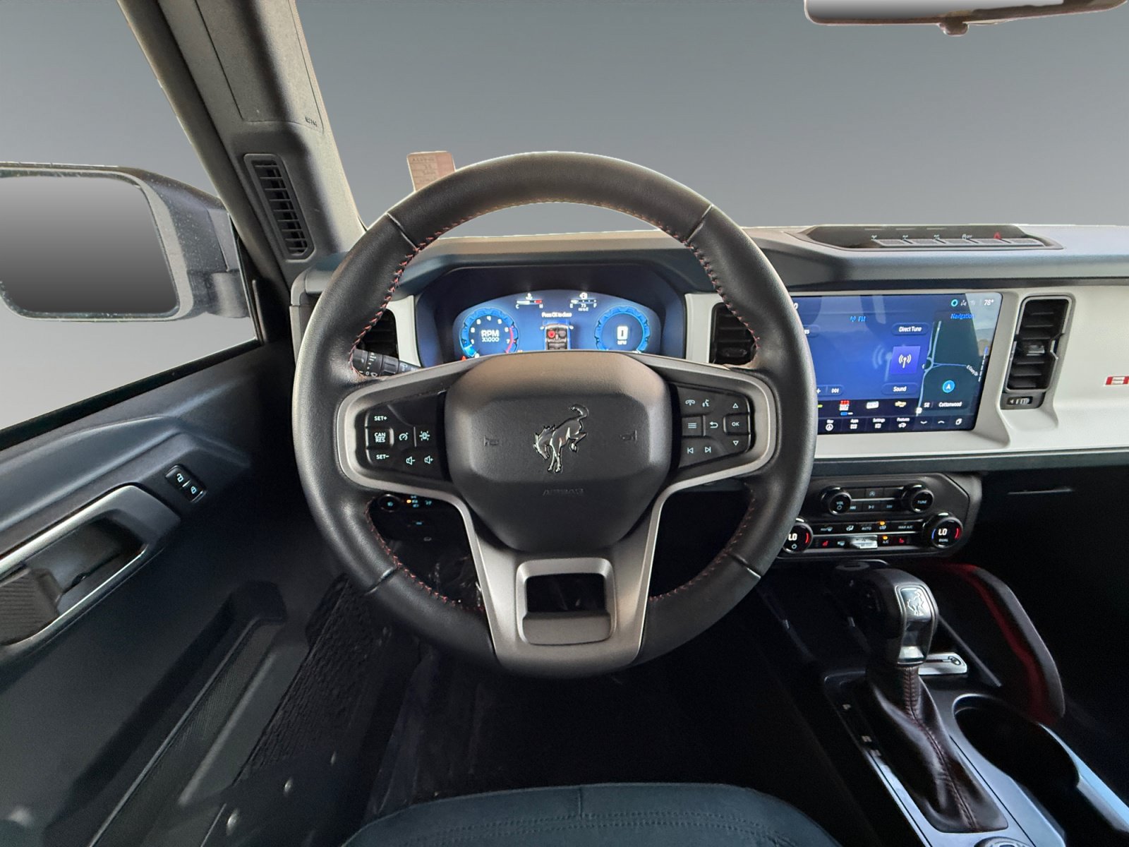 Certified 2025 Ford Bronco Heritage Edition AWD/4WD image 17
