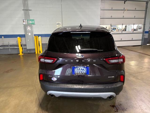 Certified 2023 Ford Escape Active AWD/4WD image 9