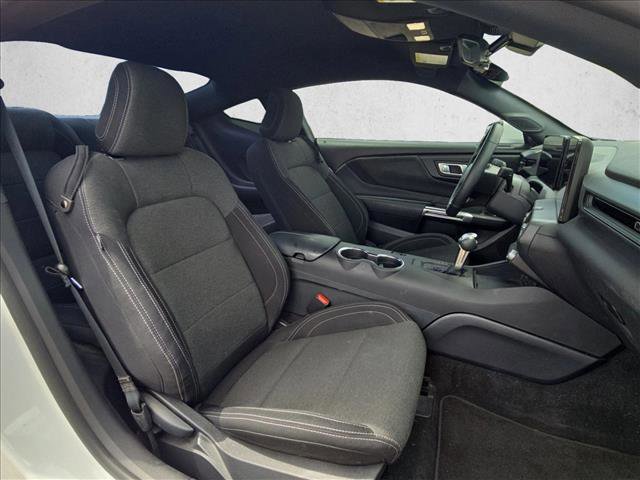Certified 2025 Ford Mustang Coupe image 19