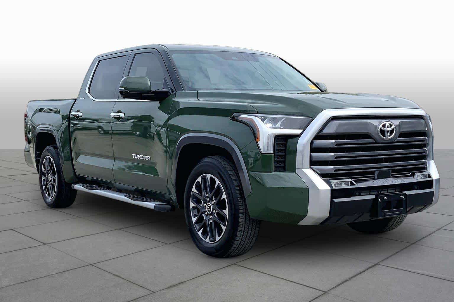 Used 2023 Toyota Tundra Limited w/ Power Package RWD image 3