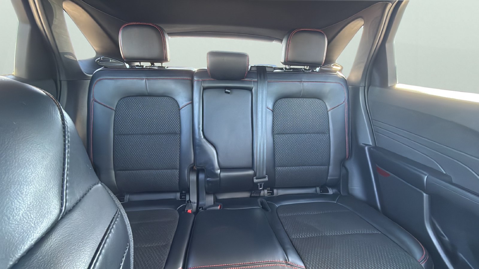 Certified 2023 Ford Escape ST-Line w/ Tech Pack #1 FWD image 25