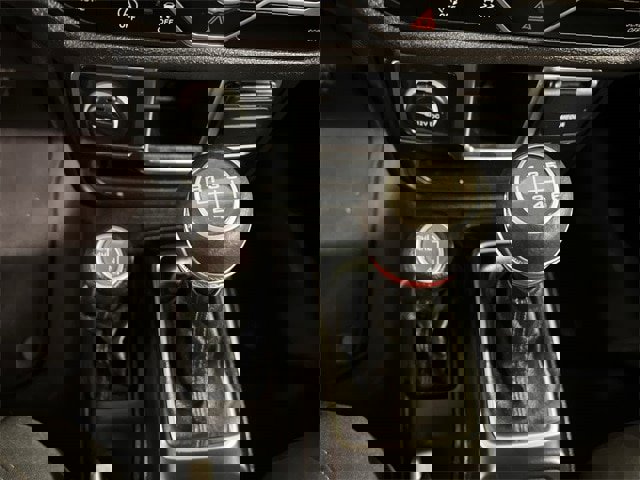 Used 2024 Jeep Wrangler Sport image 12