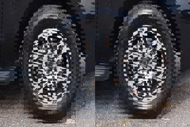 Certified 2025 Ford Expedition Active image 9