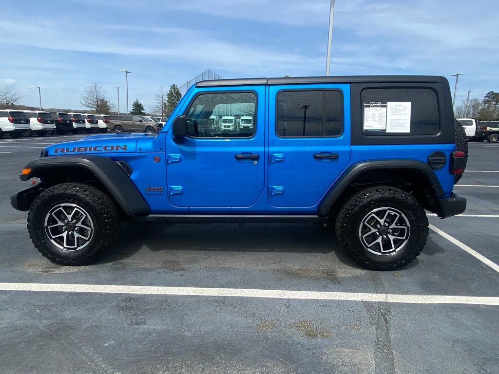 Used 2024 Jeep Wrangler Unlimited Rubicon image 2