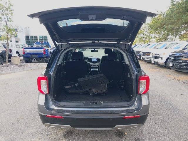 Certified 2021 Ford Explorer XLT w/ Equipment Group 202A AWD/4WD image 27