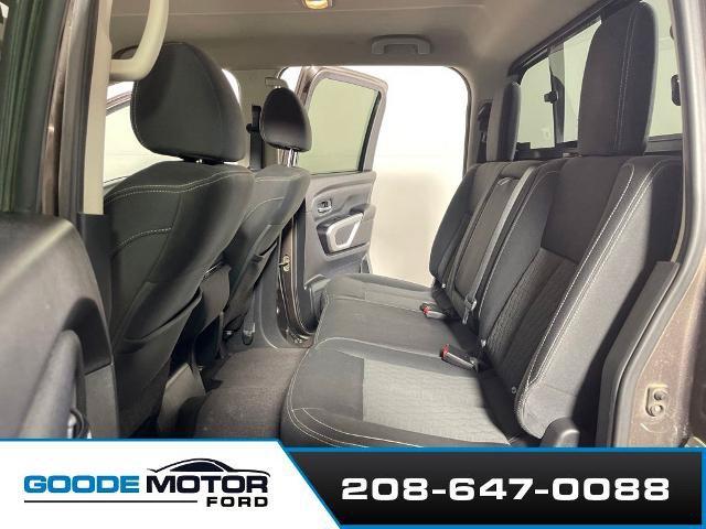 Used 2019 Nissan Titan SV AWD/4WD image 19