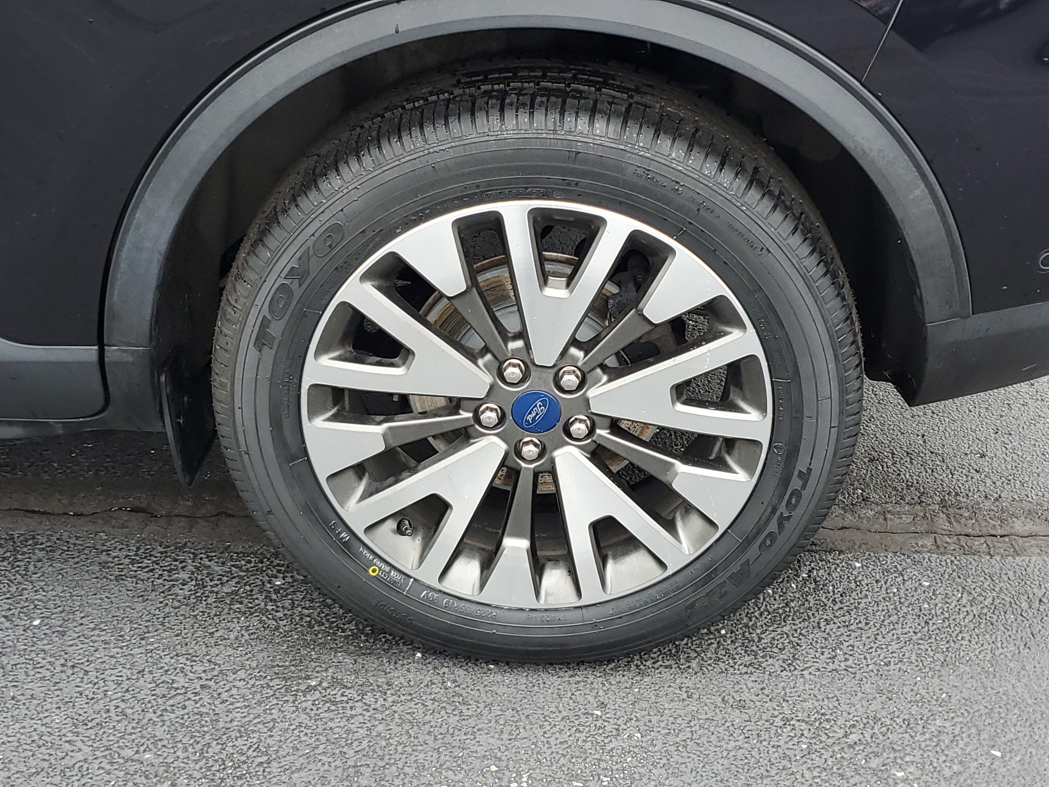 Certified 2020 Ford Escape Titanium AWD/4WD image 8