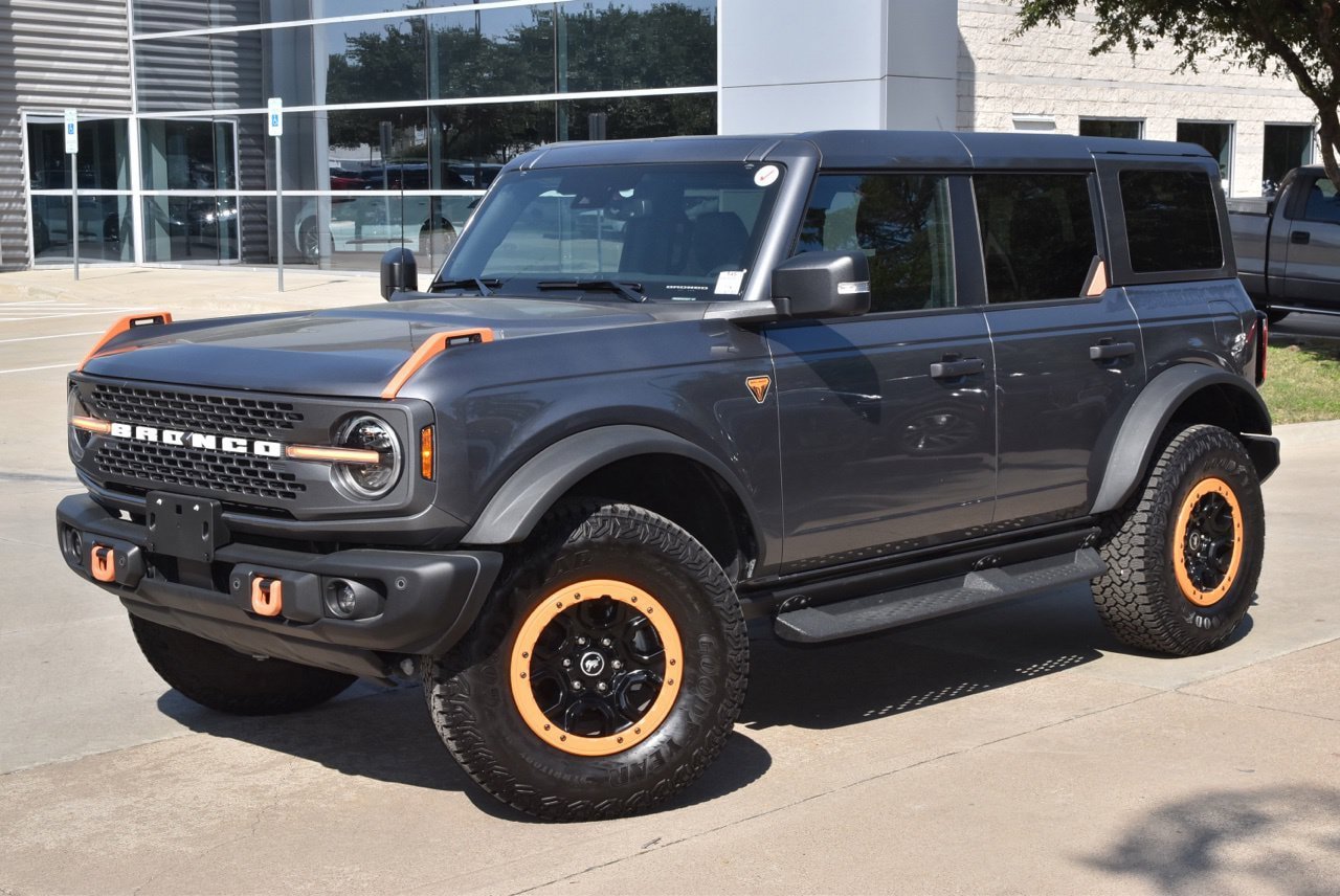 Certified 2025 Ford Bronco Badlands AWD/4WD image 52