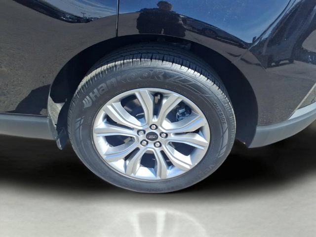 Certified 2024 Ford Edge Titanium w/ Class II Trailer Tow Package AWD/4WD image 8