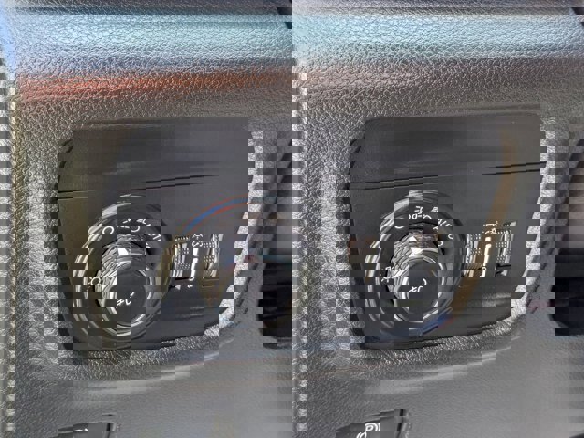 Used 2023 Jeep Grand Cherokee L Overland w/ Luxury Tech Group IV image 19