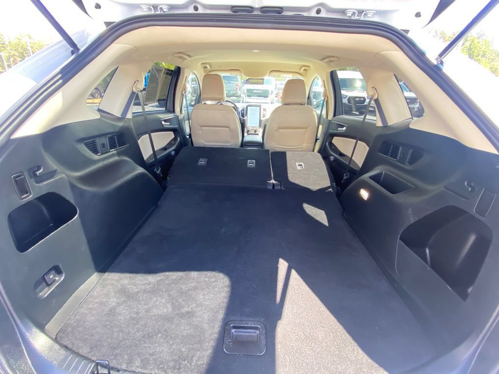 Certified 2021 Ford Edge SE FWD image 29