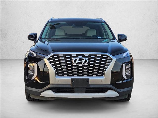 Used 2022 Hyundai Palisade SEL w/ Premium Package FWD image 2