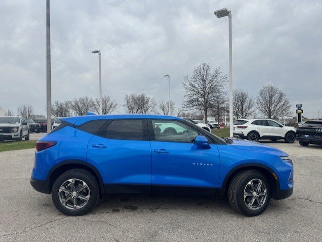 Used 2024 Chevrolet Blazer LT image 6