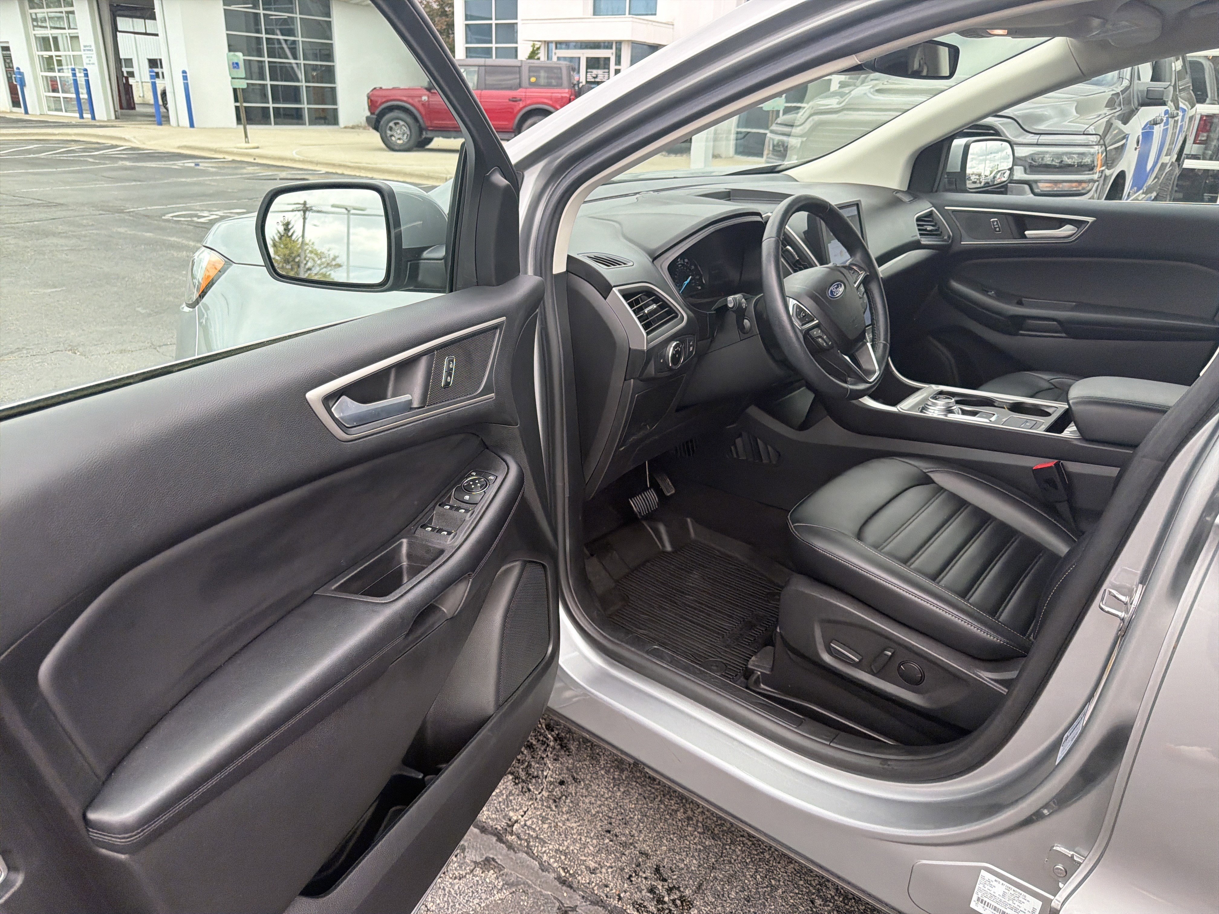 Certified 2023 Ford Edge SEL w/ Convenience Package AWD/4WD image 38