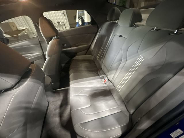 Used 2022 Hyundai Elantra SEL w/ Convenience + Premium Package FWD image 31