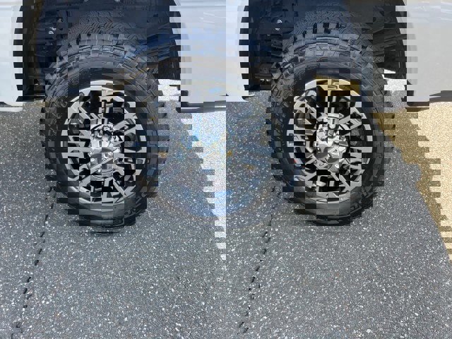 Certified 2024 Ford F350 Limited w/ FX4 Off-Road Package image 36