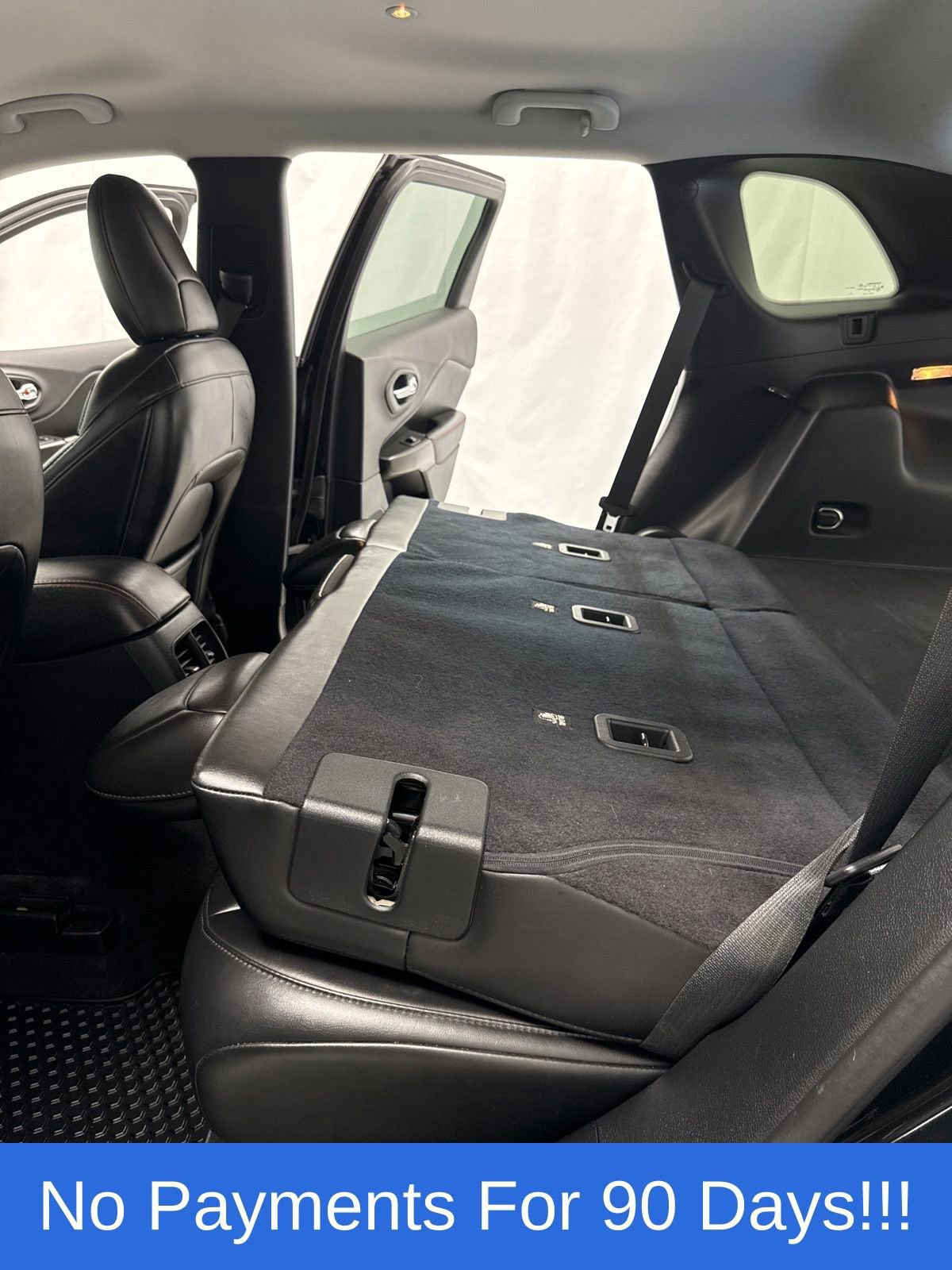 Used 2020 Jeep Cherokee Trailhawk w/ Trailer Tow Group image 40