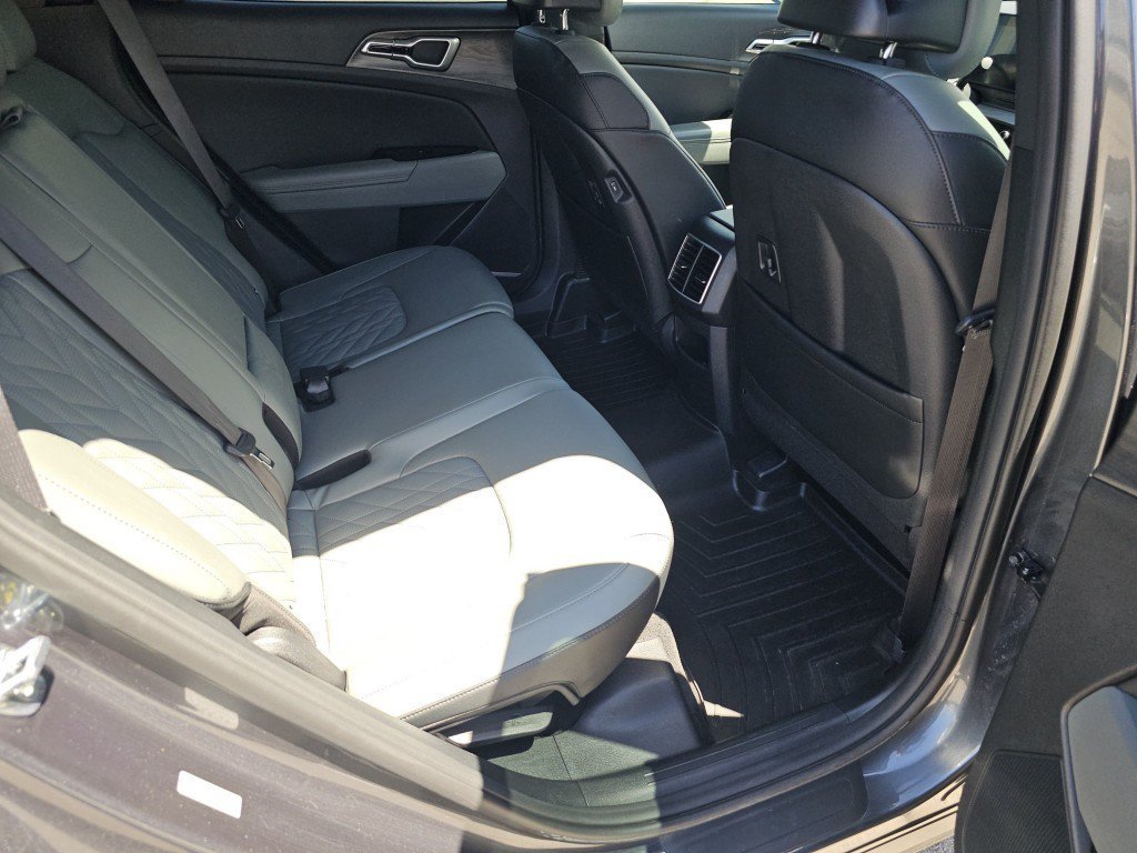 Used 2023 Kia Sportage X-Line w/ X-Line Premium Package AWD/4WD image 5