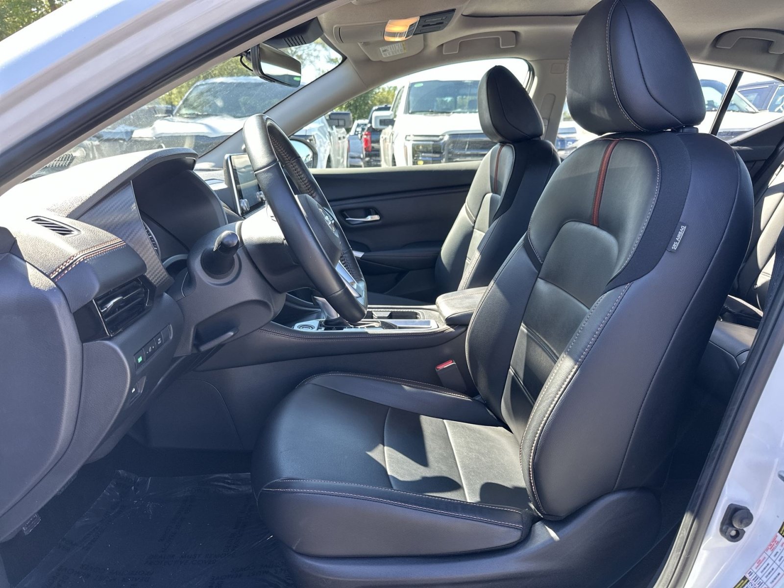 Used 2023 Nissan Sentra SR w/ SR Premium Package FWD image 14