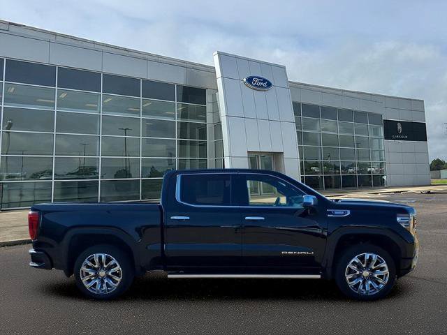 Used 2025 GMC Sierra 1500 Denali w/ Denali Reserve Package AWD/4WD image 12