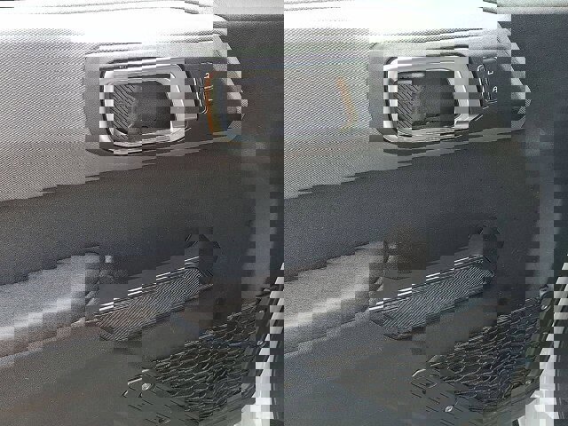 Certified 2024 Ford Bronco Black Diamond image 14