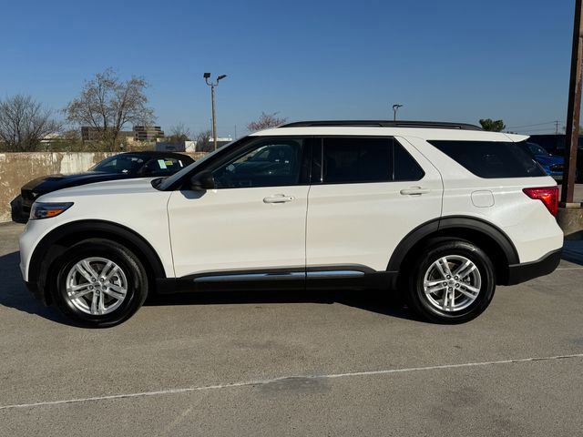 Certified 2023 Ford Explorer XLT w/ Equipment Group 202A AWD/4WD image 2