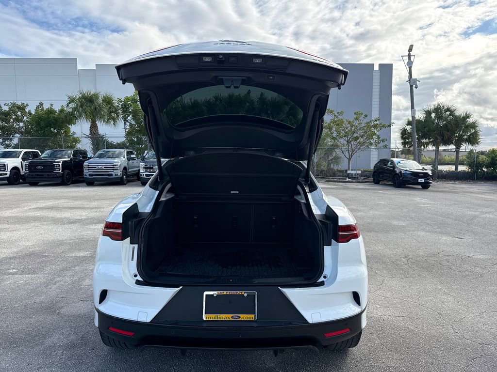 Used 2020 Jaguar I-PACE SE image 26